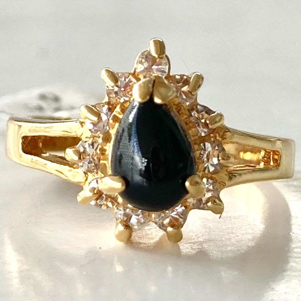 Vtg Gold Plated Black Onyx Cocktail Ring Size 8 Semiprecious Pear Cut Gemstone